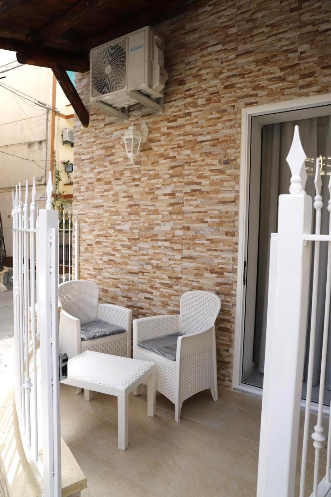 Lo Scarrozzo Room Palermo Exterior photo